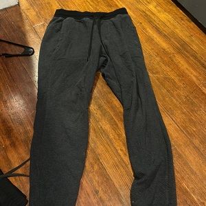 These are lululemon joggers in great shape. Will be washed before shipment.
